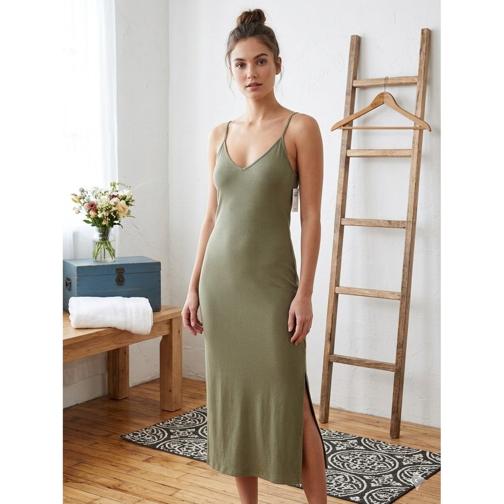 Abercrombie & Fitch Soft A&F Women's L Tall Green Dress Ribbed V-Neck Bodycon